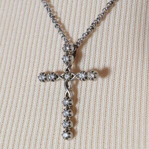 925 Sterling Silver White CZ Cross Pendant 19.5" Loop Necklace